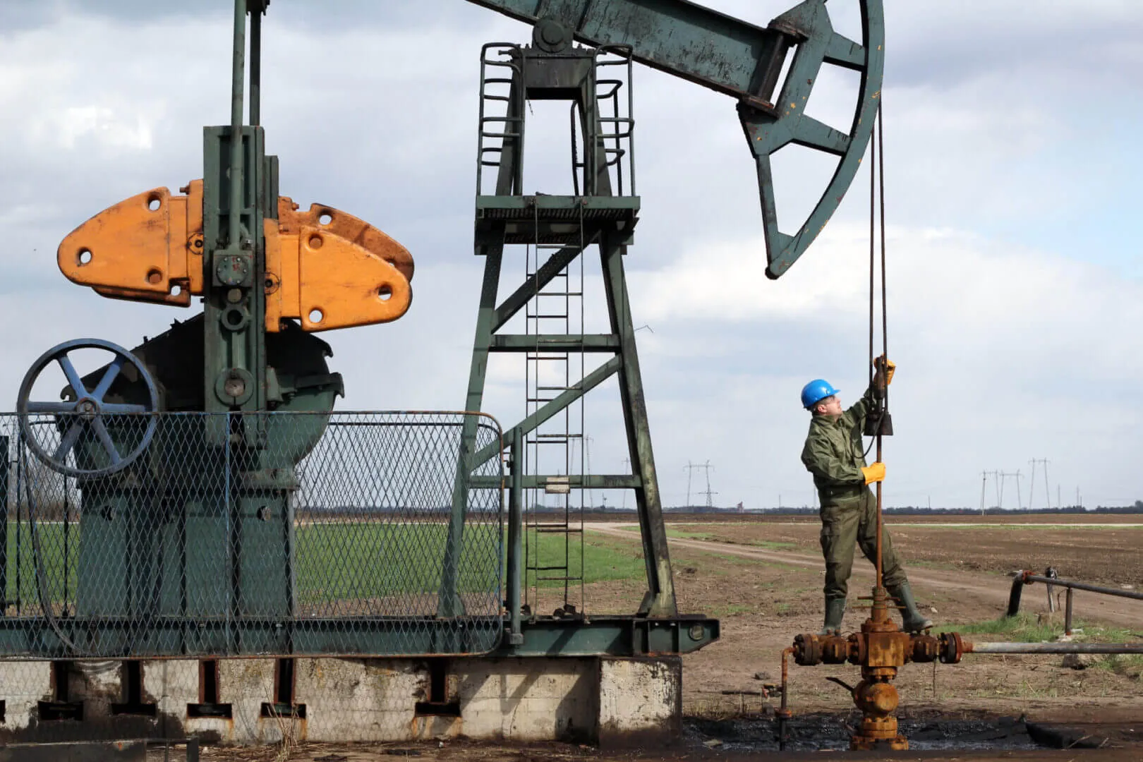 Common Threats to Oil and Gas Worker Safety